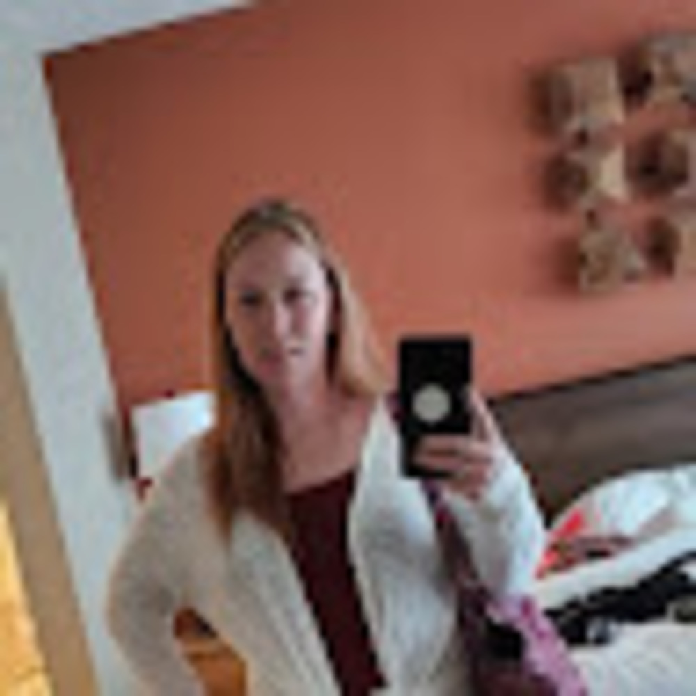 Meet your Posher, Laurie